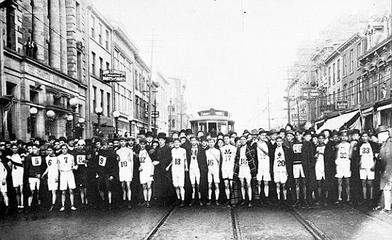 Vintage picture from 1908, via http://www.cbc.ca/strombo/news/around-the-bay-race-120th